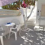 Lemon Tree Maisonette - Paros *