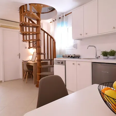 Lemon Tree Maisonette - Paros *