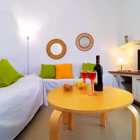 Lemon Tree Maisonette - Paros