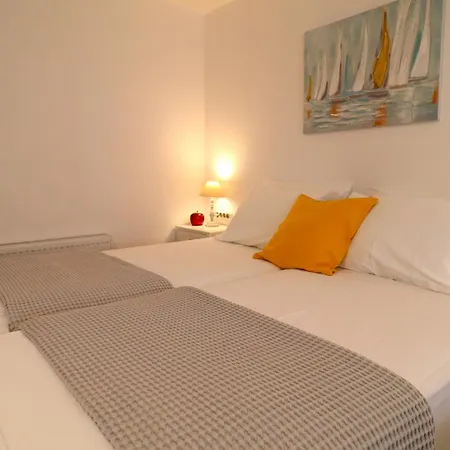 Lemon Tree Maisonette - Paros