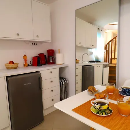 Lemon Tree Maisonette - Paros Apartmán Nausa